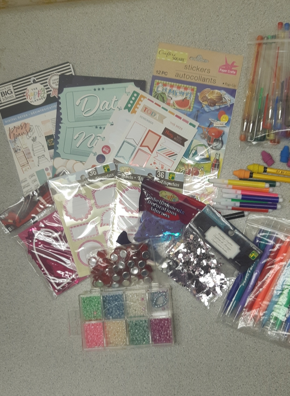 5/$25.00 Assorted Craft Embellishment Kit – Multi-Color
